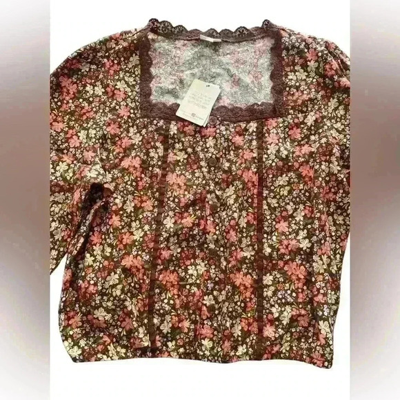 New with Tags Self ❤️E‎ Junior Lace-Trimmed Square-Neck Crop Top - Picture 3 of 11